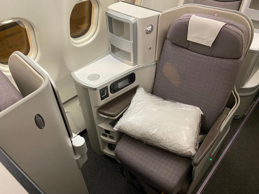 Iberia business class cabin aboard an Airbus A330