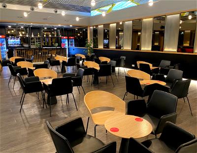 at (MXP) - Time Mile Malpensa Airport Sala Lounge Milan One Montale Review: a