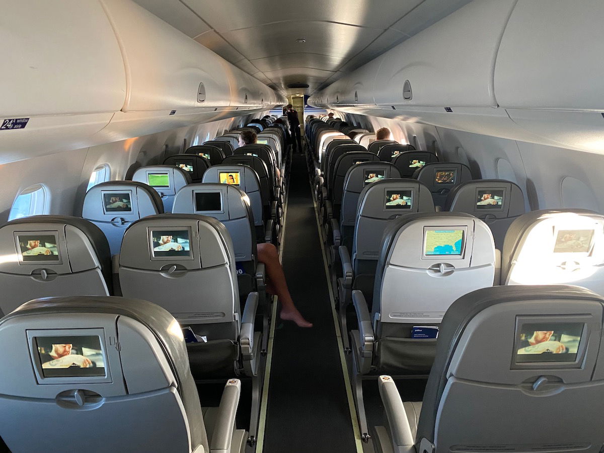 Jetblue Embraer 190 Inside Photos