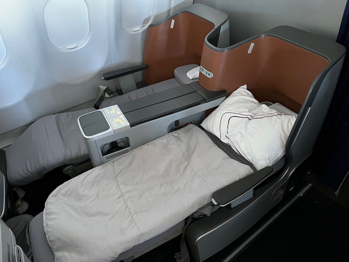 Review Eurowings Discover Business Class A330 Tpa Fra Laptrinhx News