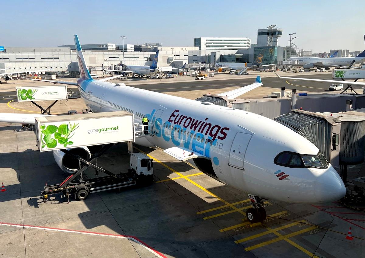 Review: Eurowings Discover Business Class A330 (TPA-FRA)