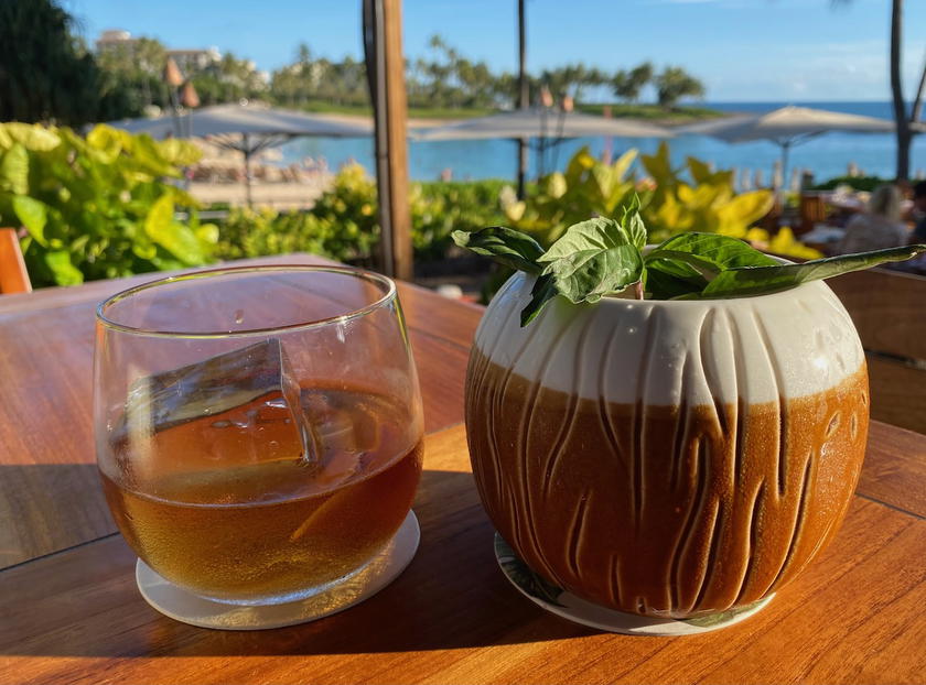 A dining area at the Four Seasons Resort Oahu at Ko Olina