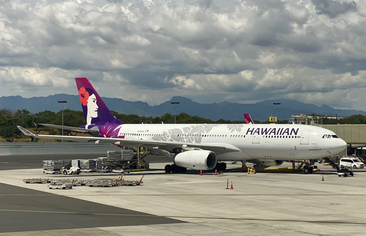 Hawaiian Airlines Flight Hits Severe Turbulence, Dozens Injured