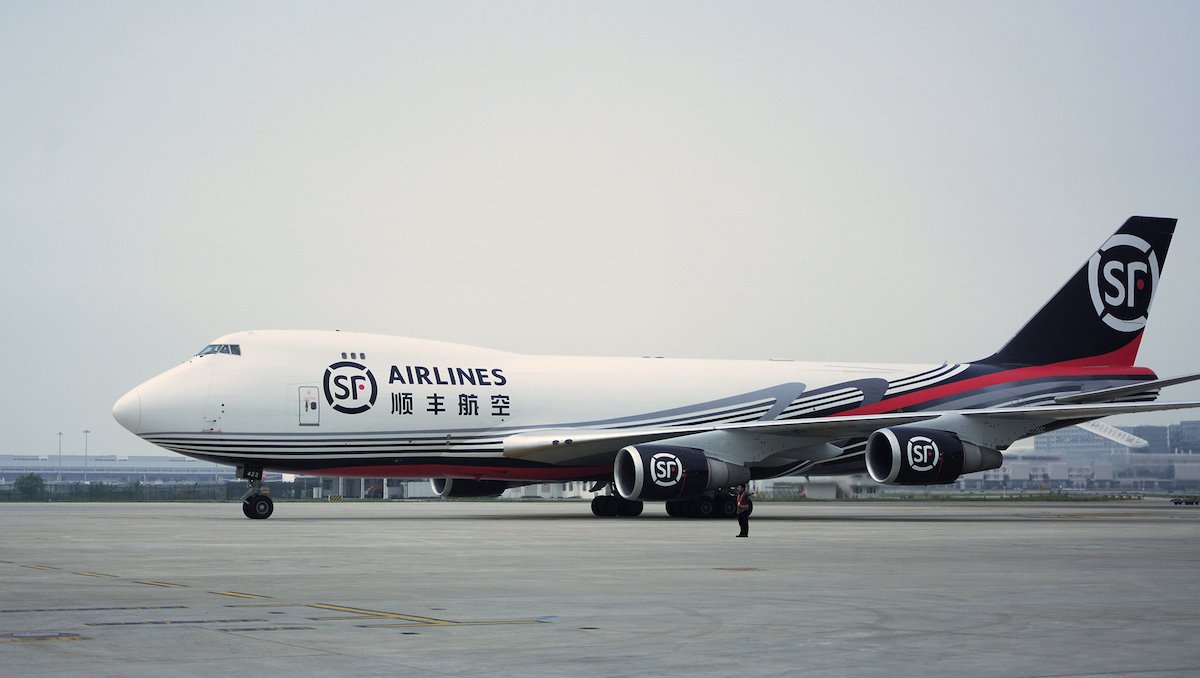 Nuevo vuelo de carga de 24 millas a Hong Kong…