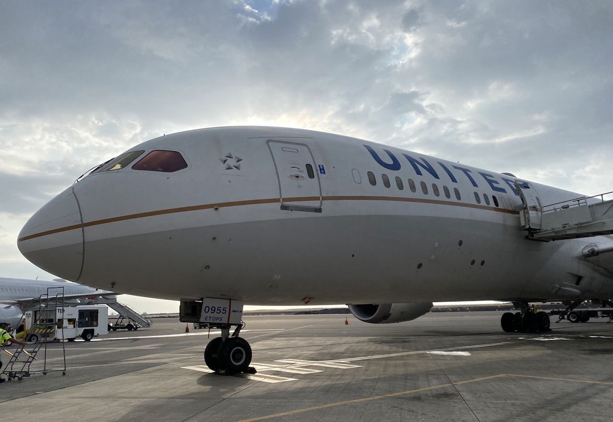 United Flight Attendant Union Attacks Delta Over Boarding Pay