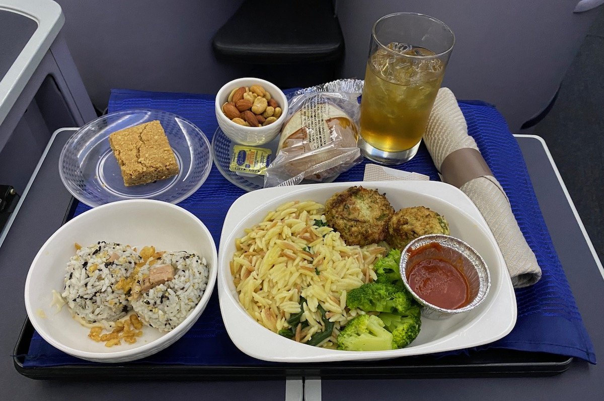 United Airlines Improving First Class Meal Service