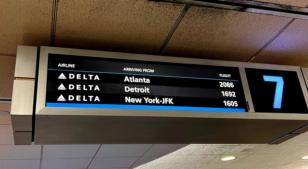 Delta 20 Minute Checked Bag Guarantee: My Experience - One Mile at a Time