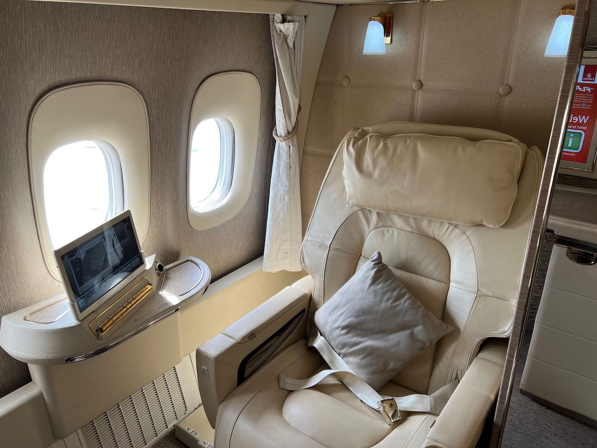 Review New Emirates Boeing 777 First Class Iad Dxb One Mile At A Time