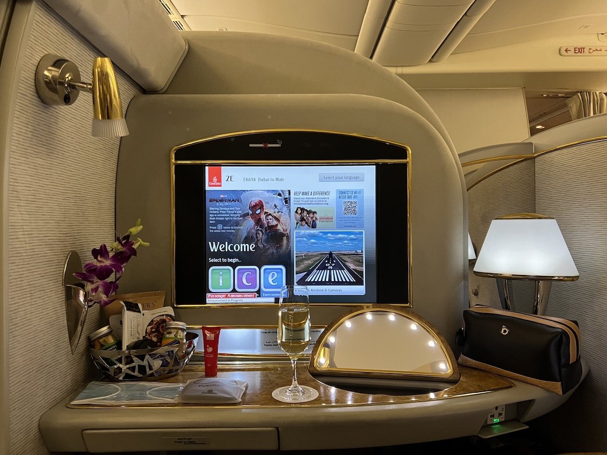 Booking Emirates Skywards One-Way Awards With Stopovers