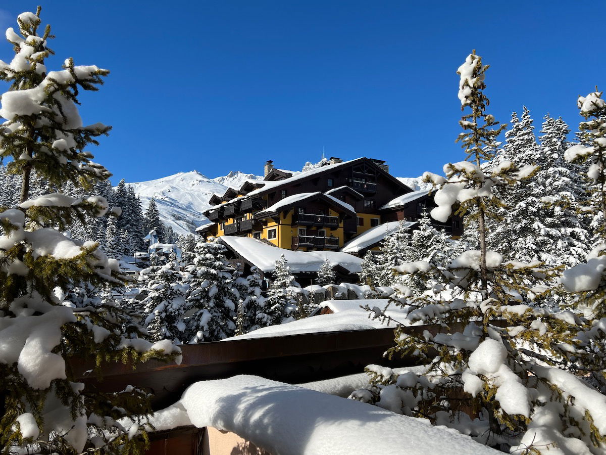 Hotel Cheval Blanc - Courchevel The Entrance