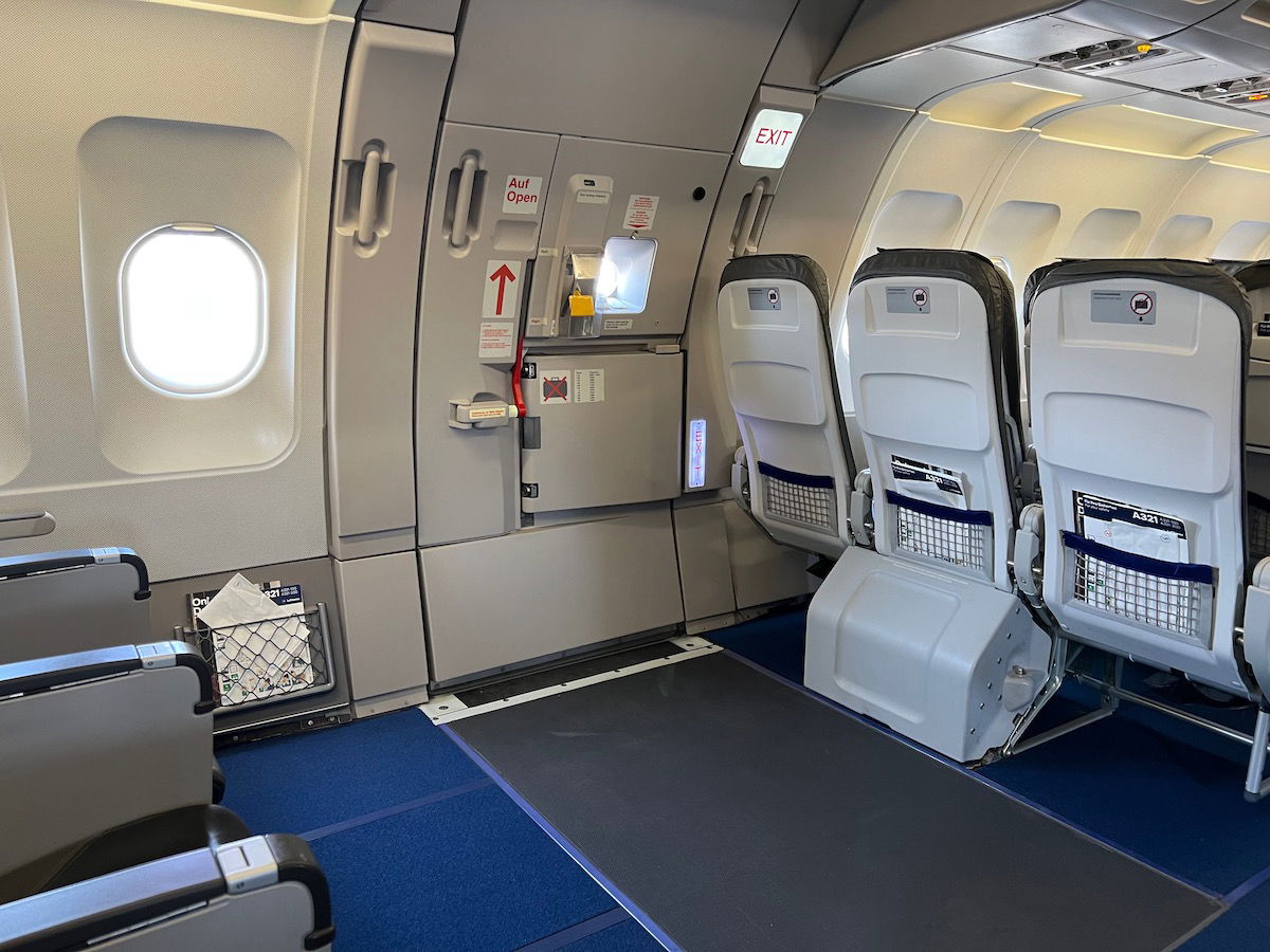 Lufthansa Airbus A321 Business Class Seats - Image to u