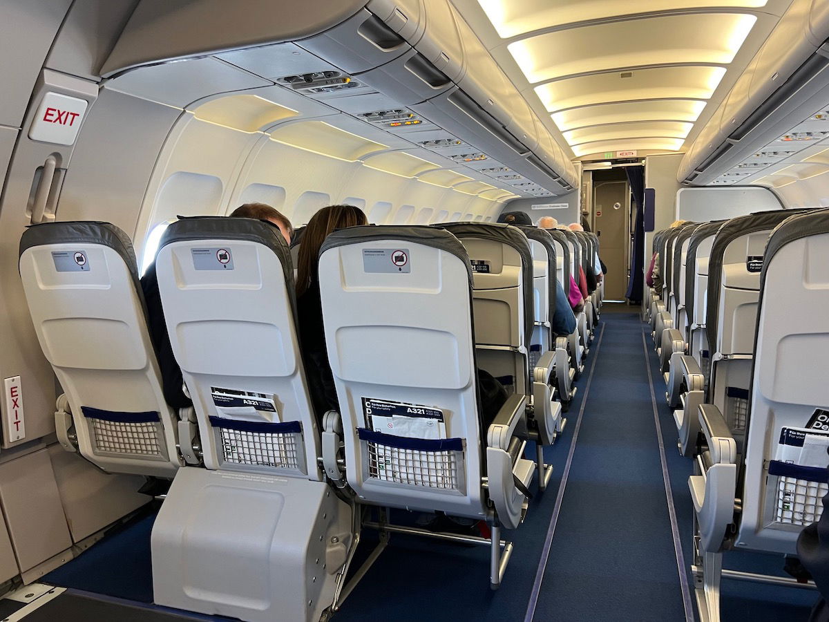 Review Lufthansa A321 Business Class Fra Vce One Mile At A Time 