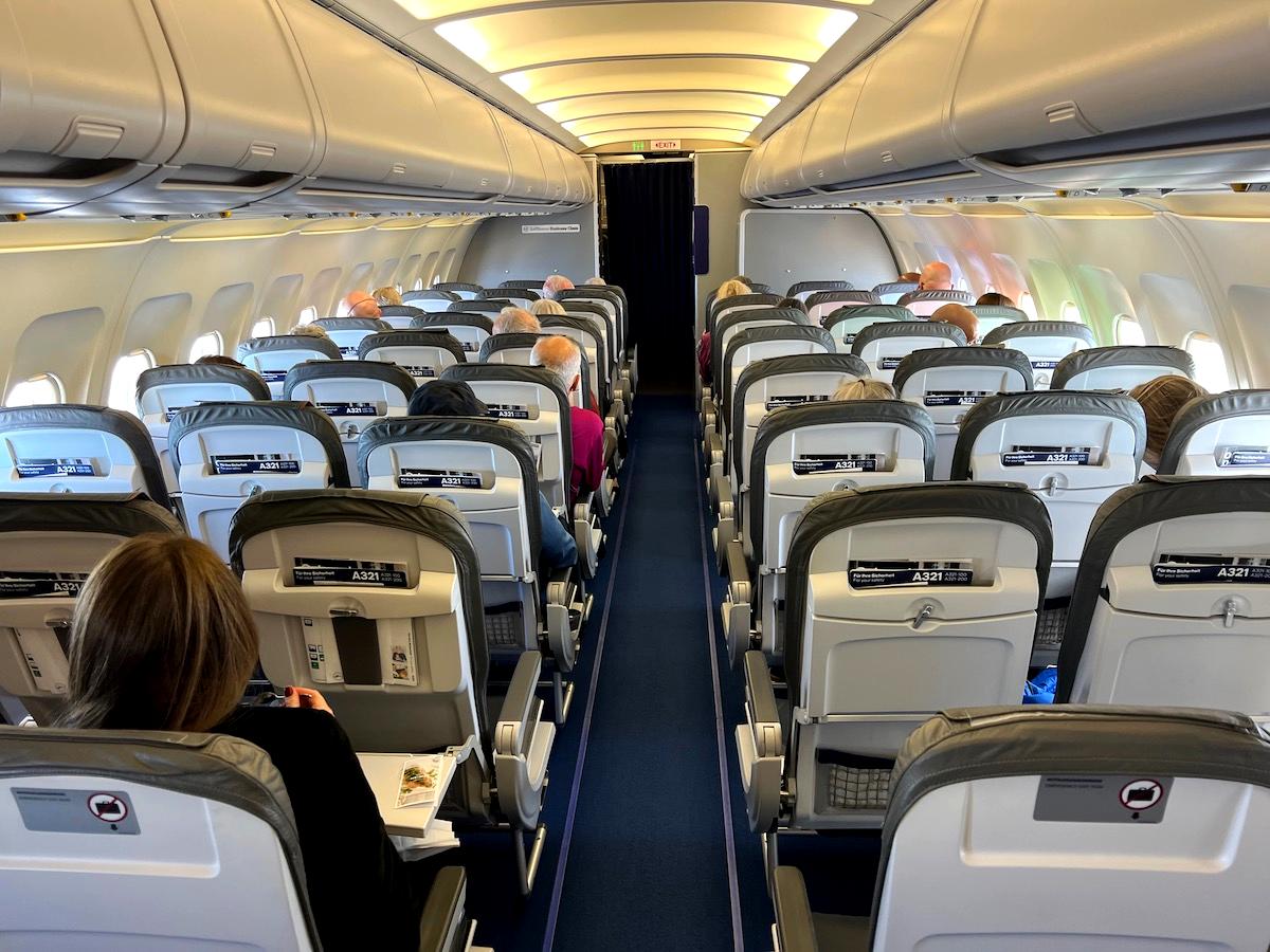 airbus a321, Airbus A321-200 Seat Maps, Specs | Delta Air ...