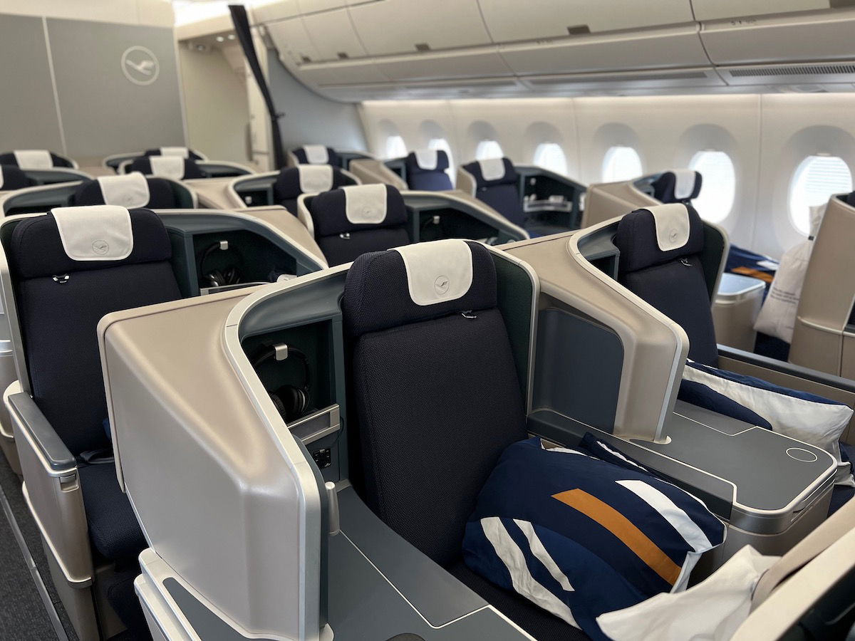 Lufthansa New Business Class 1 