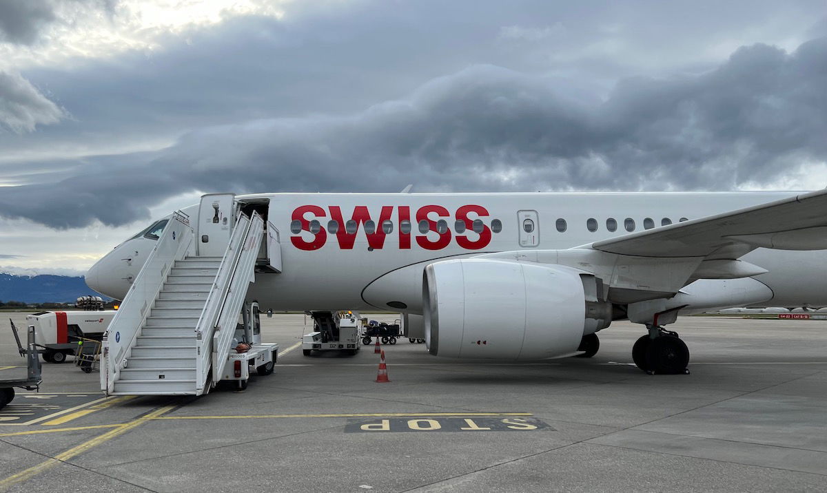 Review Swiss A220 Business Class Gva Fra One Mile At A Time 8088