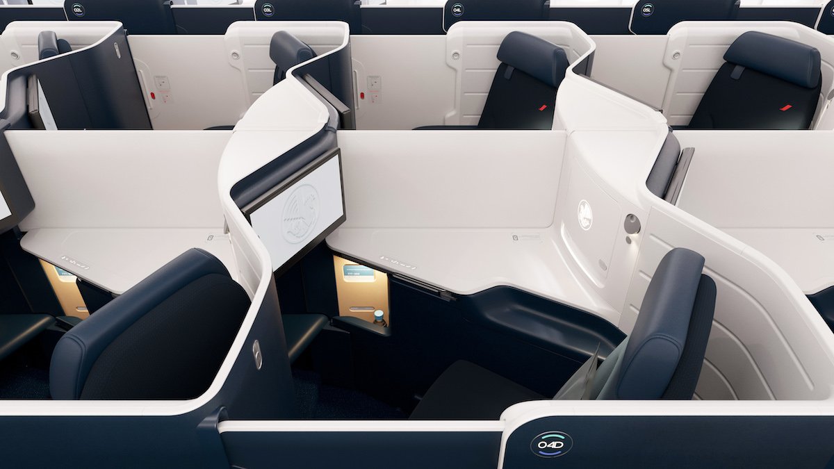 Air France Unveils New 777 Business Class Seats With Doors