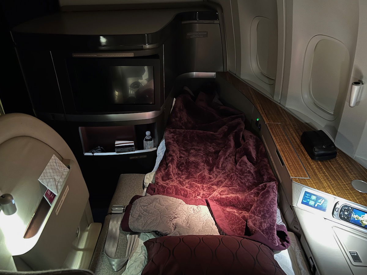 Review Qatar Airways Boeing 777 First Class Mle Doh One Mile At A Time