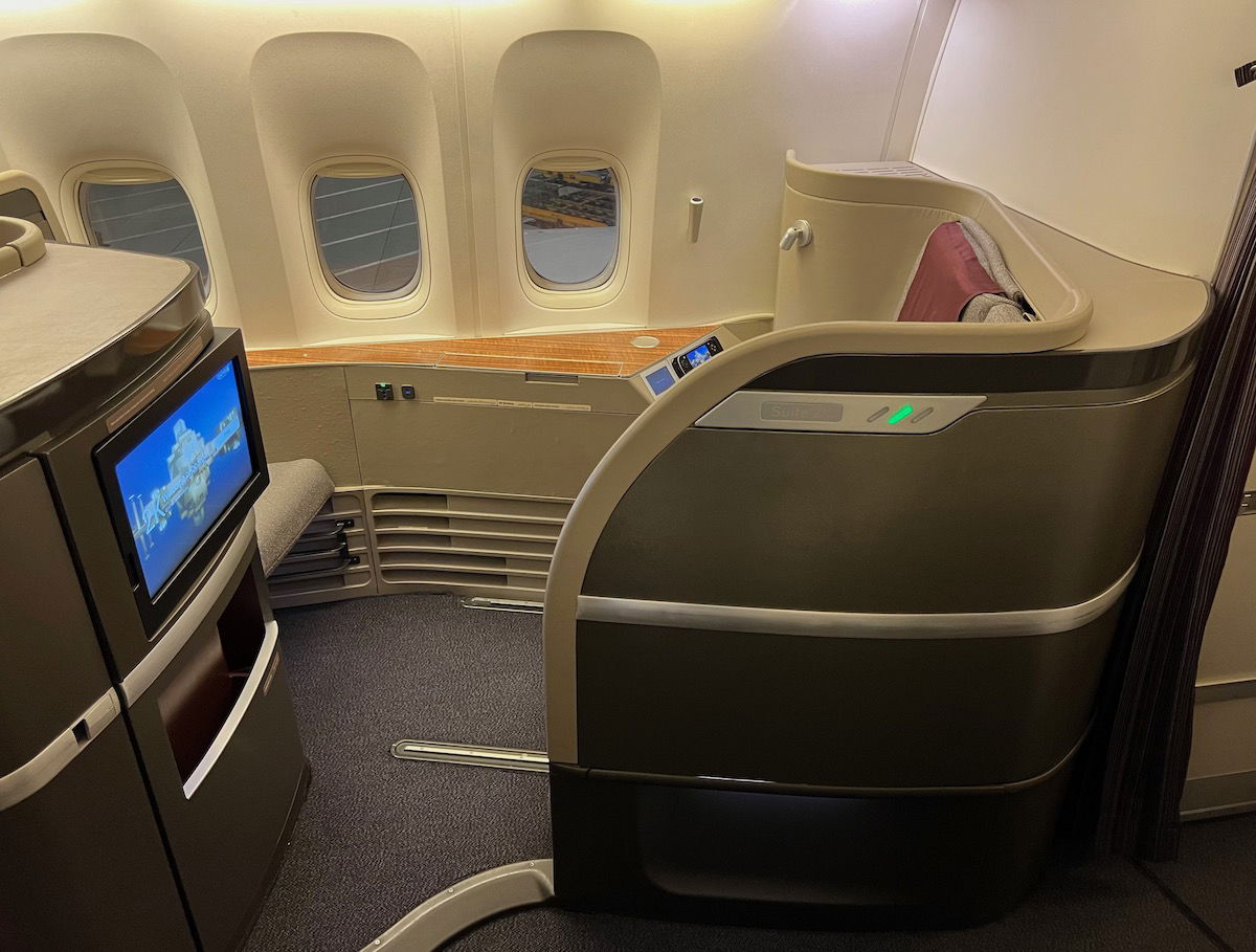 Review: Qatar Airways Boeing 777 First Class (MLE-DOH) - One Mile at a Time