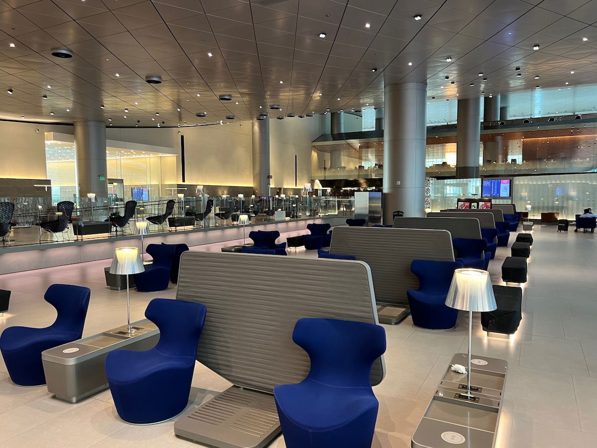 Review: Qatar Airways Al Mourjan Business Class Lounge – South, Doha Airport  - Executive Traveller