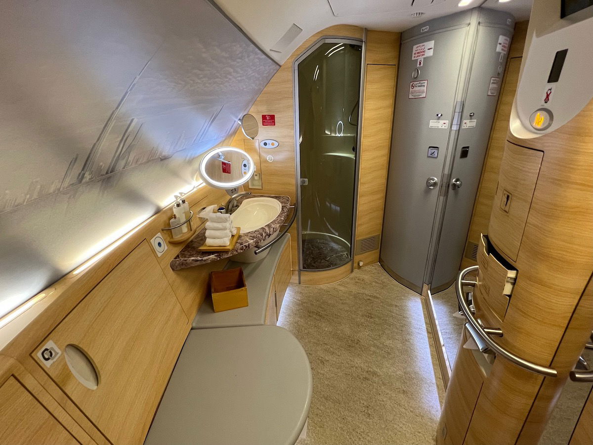 Guide To Emirates' A380 First Class Shower Spa - One Mile at a Time