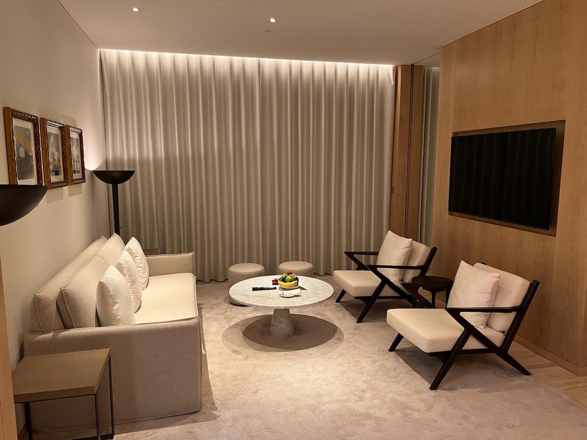 Marriott Bonvoy Nightly Upgrade Awards: How To Earn & Redeem Them, Maximize Value
