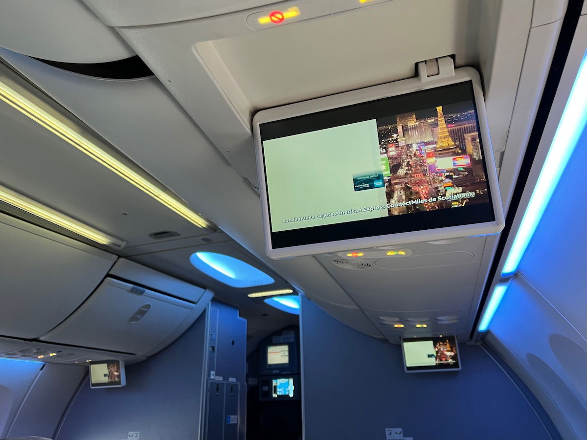 Review: Copa Airlines 737-800 Business Class - Live and Let's Fly