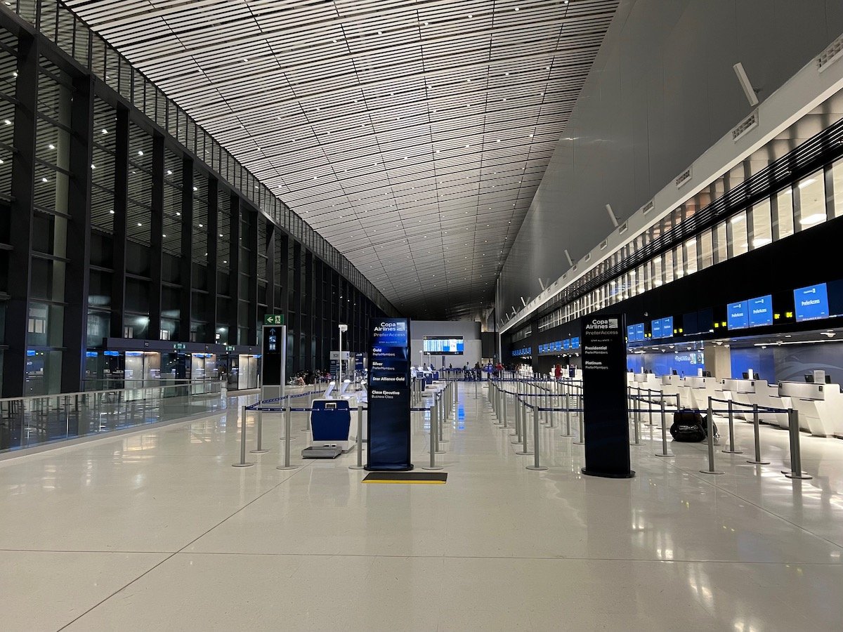 Panama Airport Terminal 2 1 