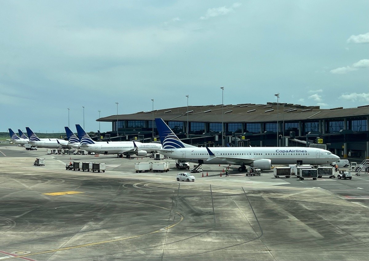 Panama Airport Terminal 2 47 
