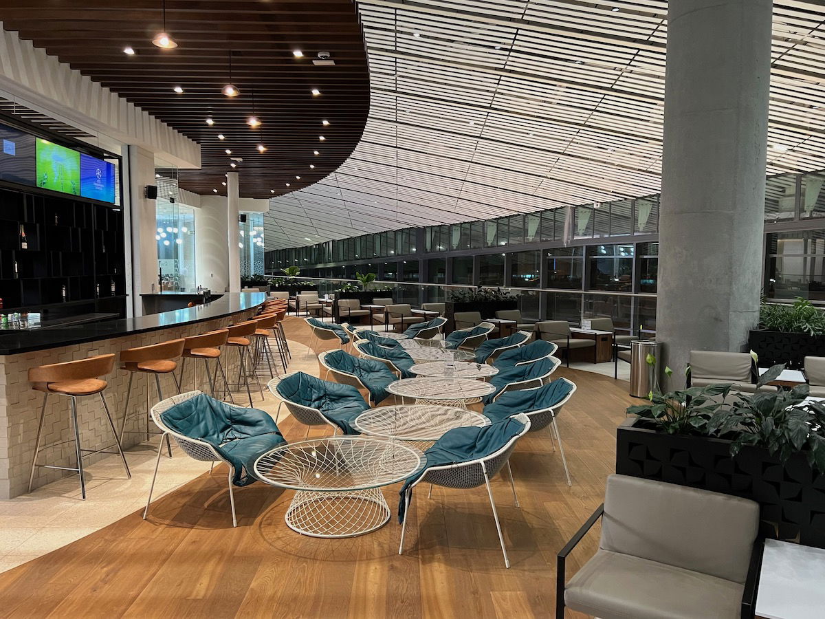 Review: Copa Club Panama Airport Terminal 2 - One Mile at a Time