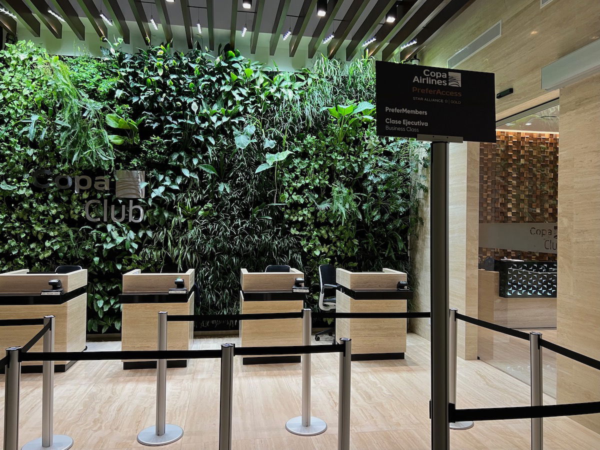 Review: Copa Club Panama Airport Terminal 2 - One Mile at a Time