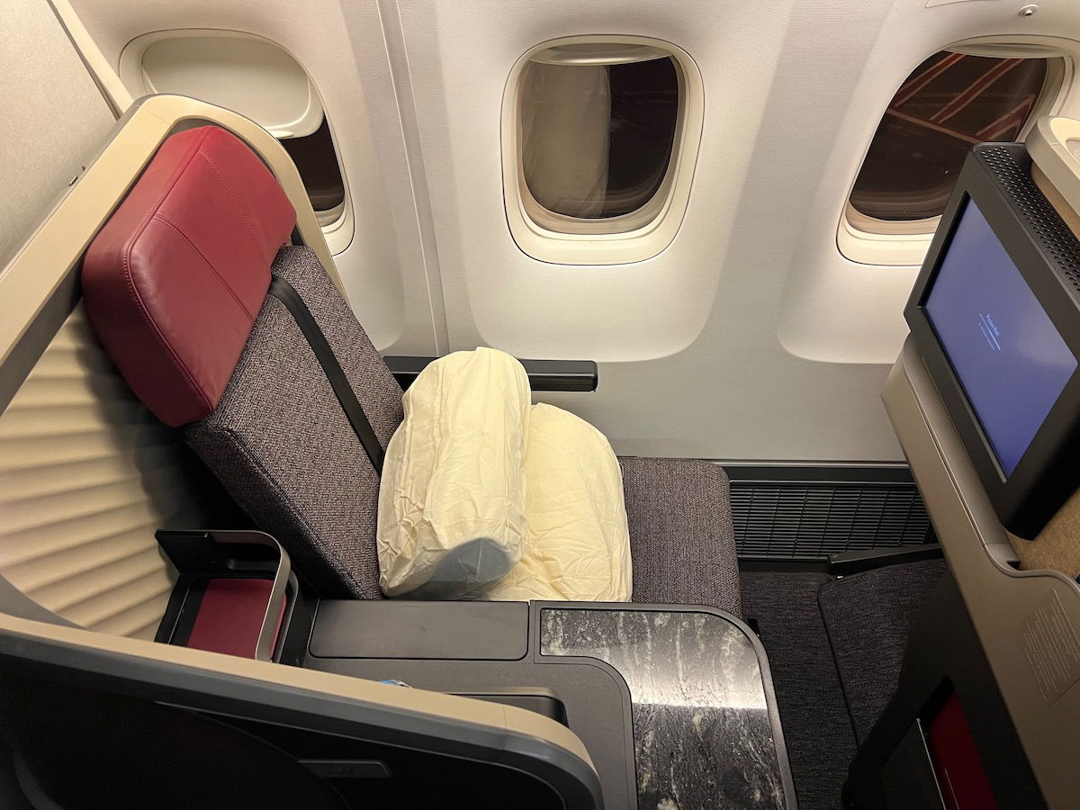 Review: LATAM Business Class 767 (LIM-MIA) - One Mile at a Time