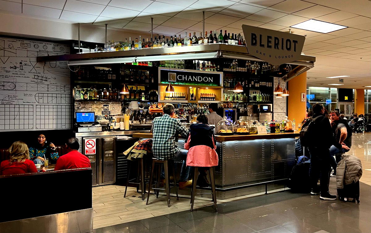 Review: Priority Pass Restaurants Lima Airport - One Mile at a Time