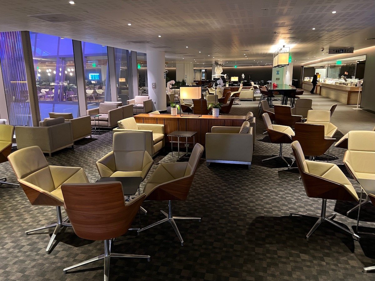 Review: Oneworld Lounge Los Angeles (LAX)