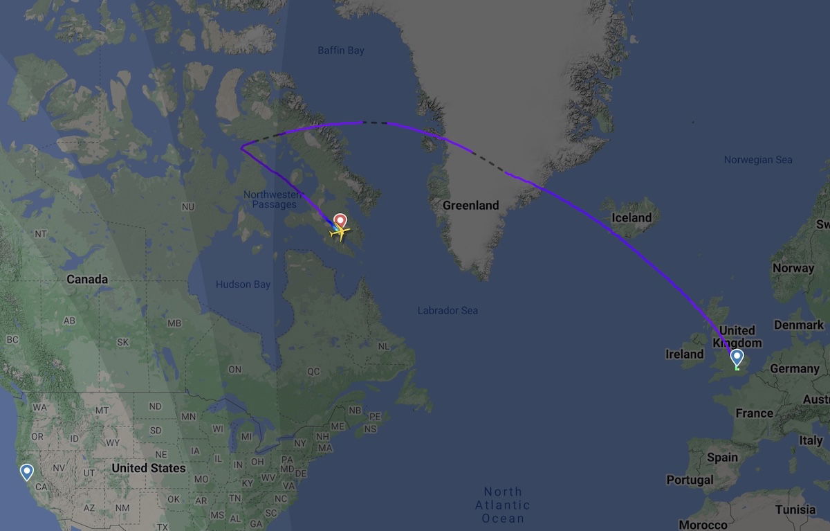 United Boeing 787 Diverts To Canadian Arctic