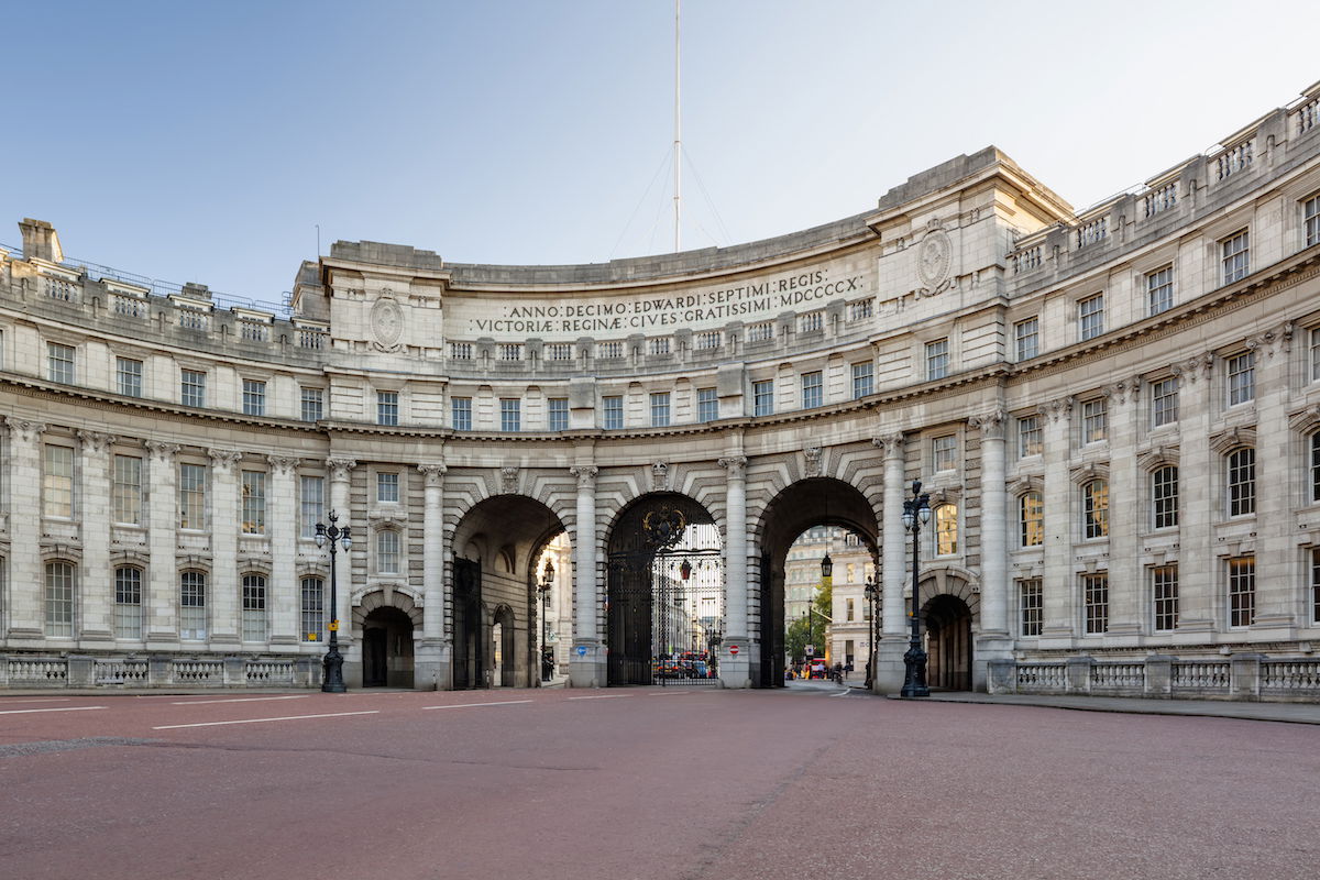 Waldorf Astoria London Admiralty Arch Opens 2025 One Mile at a Time