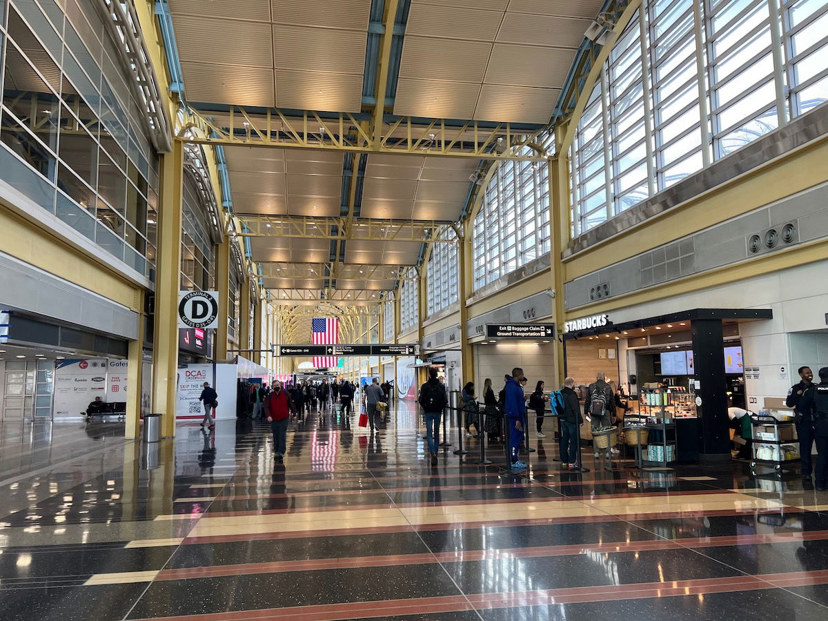 Ronald Reagan Washington National Airport – Enclos