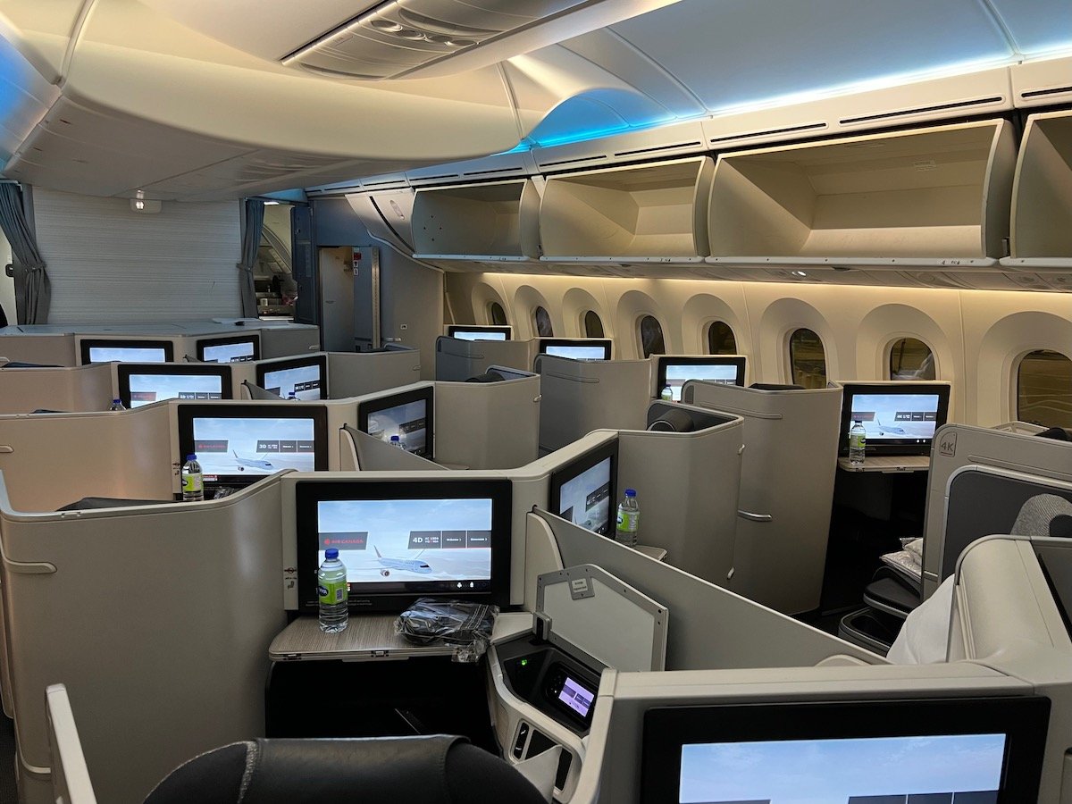 Air Canada 787 Business Class: An Astonishingly Good Flight - One