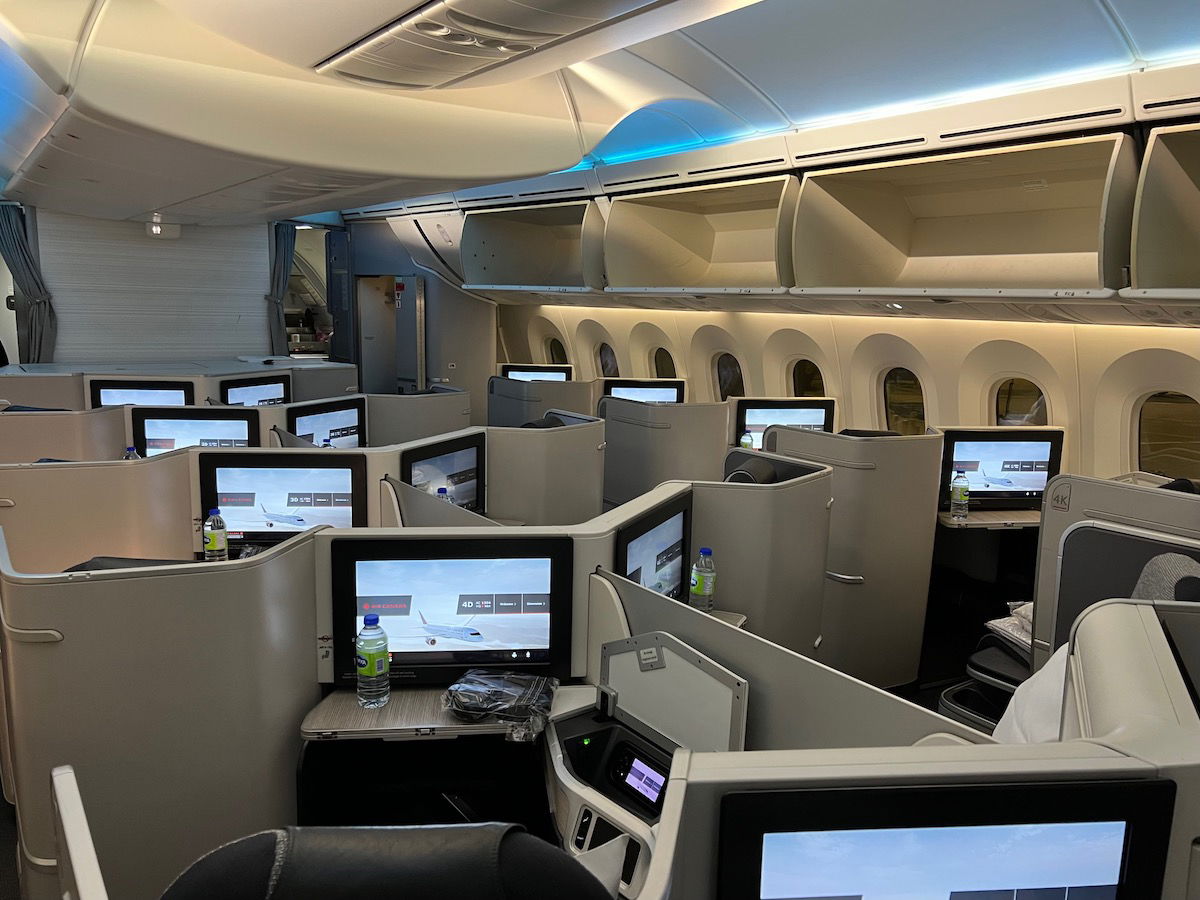 Air Canada 787 Business Class: An Astonishingly Good Flight