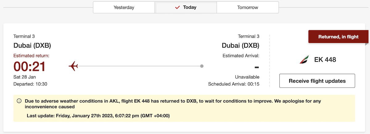 dubai new york emirates flight status