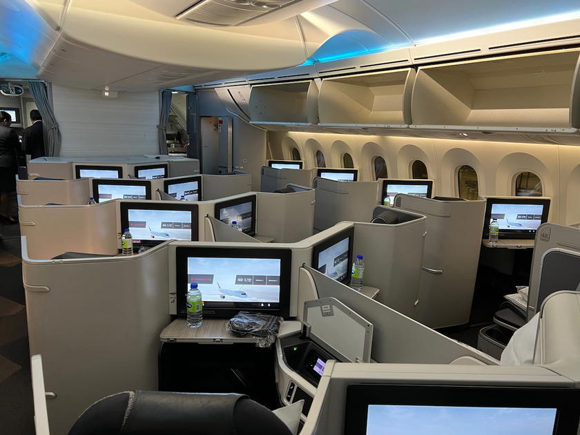 Air Canada 787 business class cabin