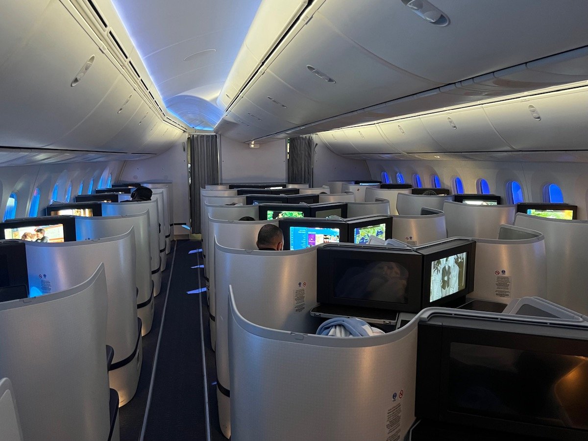 Review: EgyptAir Business Class 787 (CAI-CDG) - One Mile at a Time