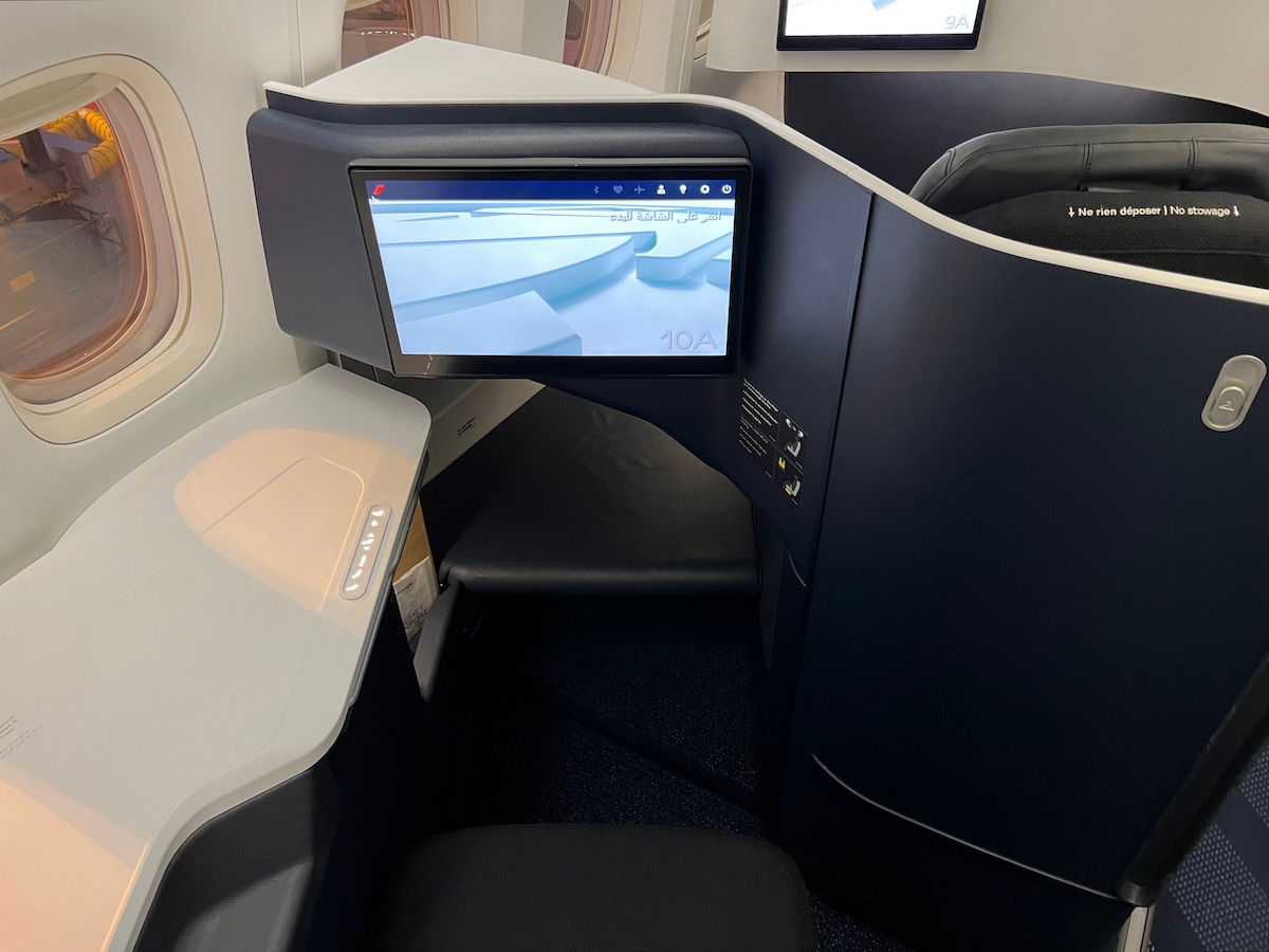 New Air France 777 Business Class: An Excellent Flight - One Mile