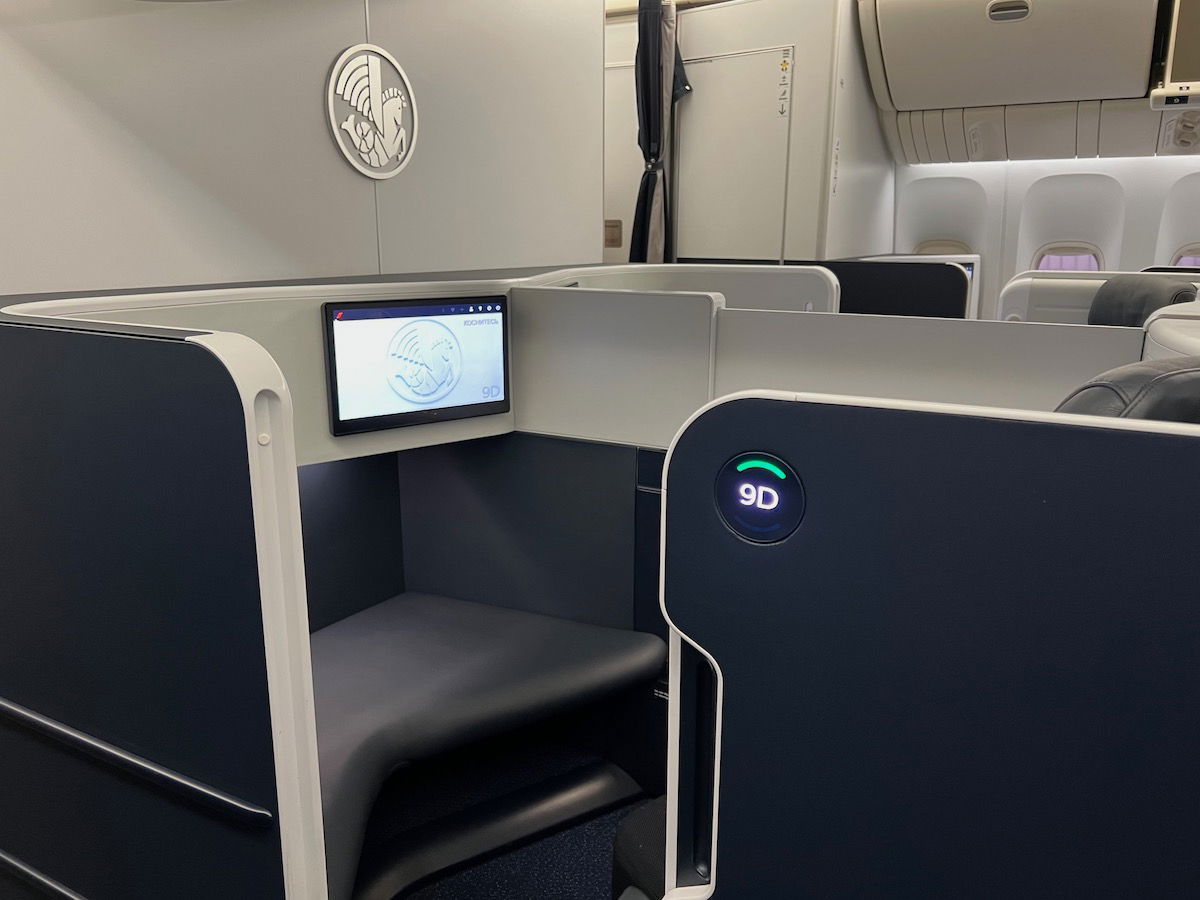 I Flew in Air France's Brand New Business-Class Suite—Here's What