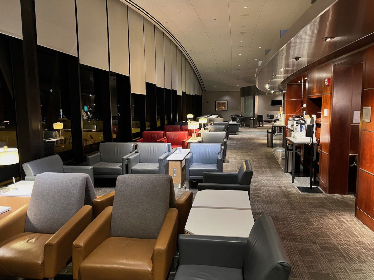 Review American Admirals Club Tampa Airport (TPA) One Mile at a Time