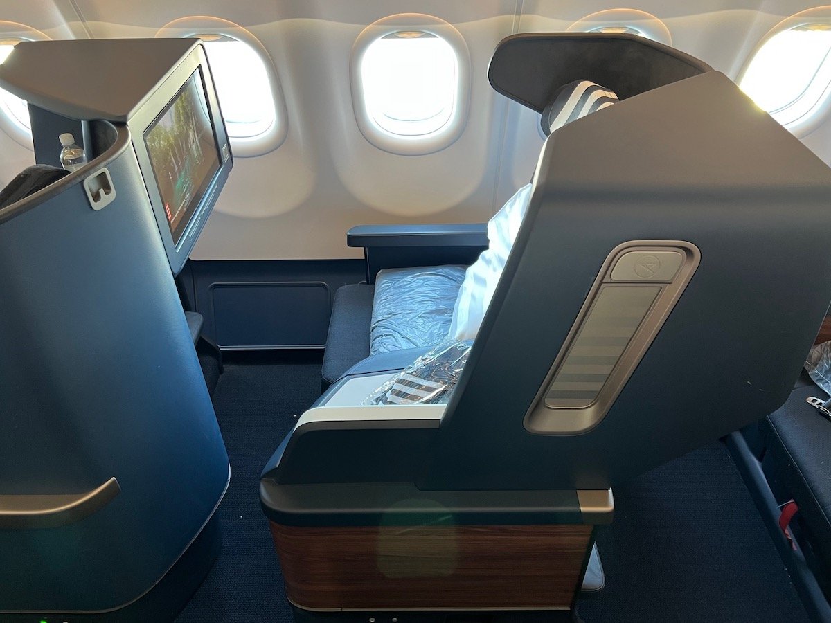 German Budget Airline Flying A330neo Business Class for $1199 One-Way;  Condor