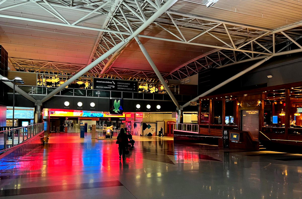 American airlines baggage claim jfk sales