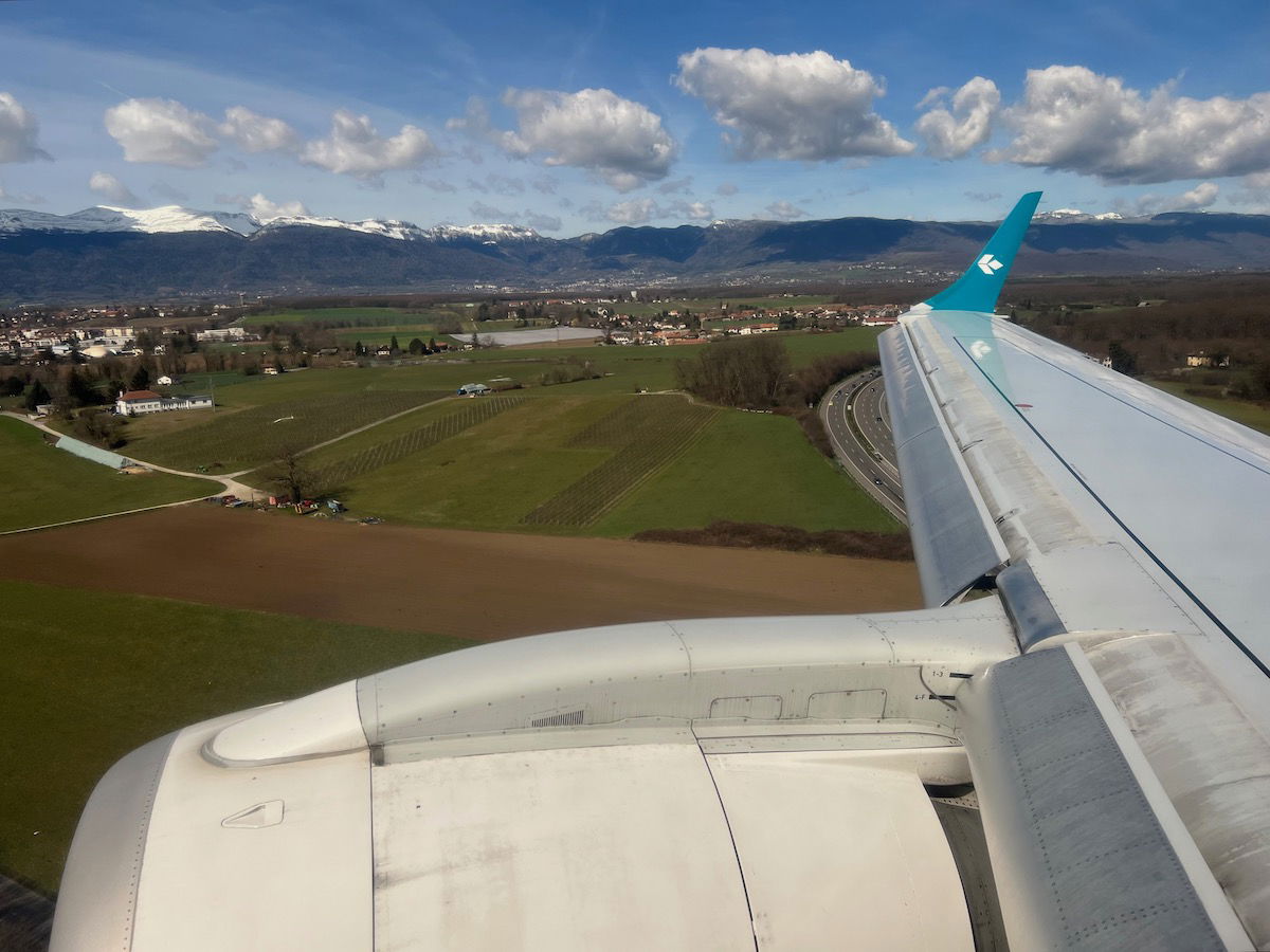 Review: Air Dolomiti Business Class Embraer E195 (MUC-GVA) - One