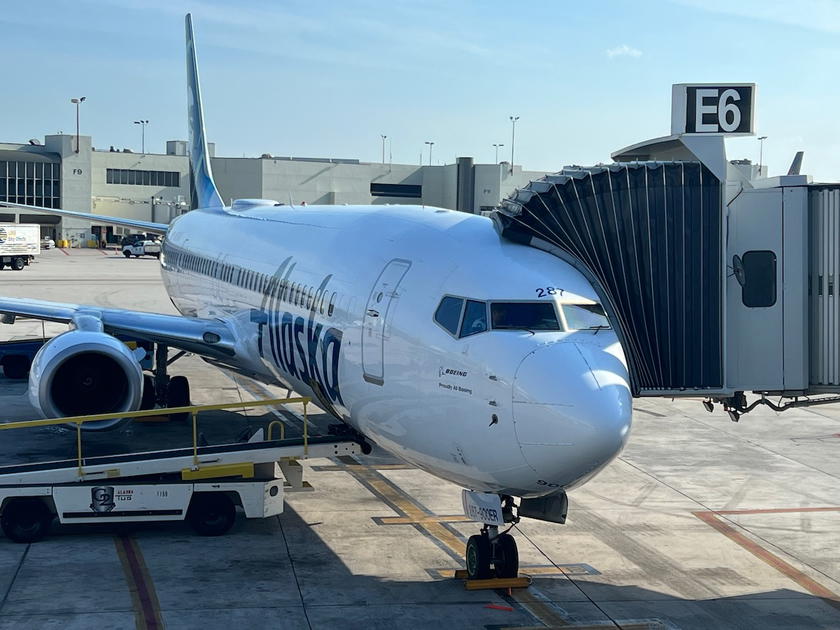 Alaska Airlines Boeing 737 first class cabin with leather recliner seats