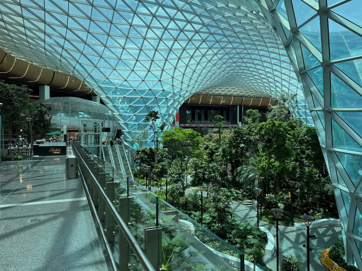 Loja Louis Vuitton Singapore Changi Airport T1, Singapura