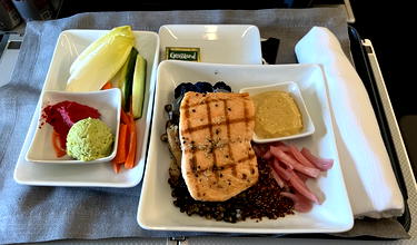 Black Woman In American First Class Not Served Meal: Huh?!?